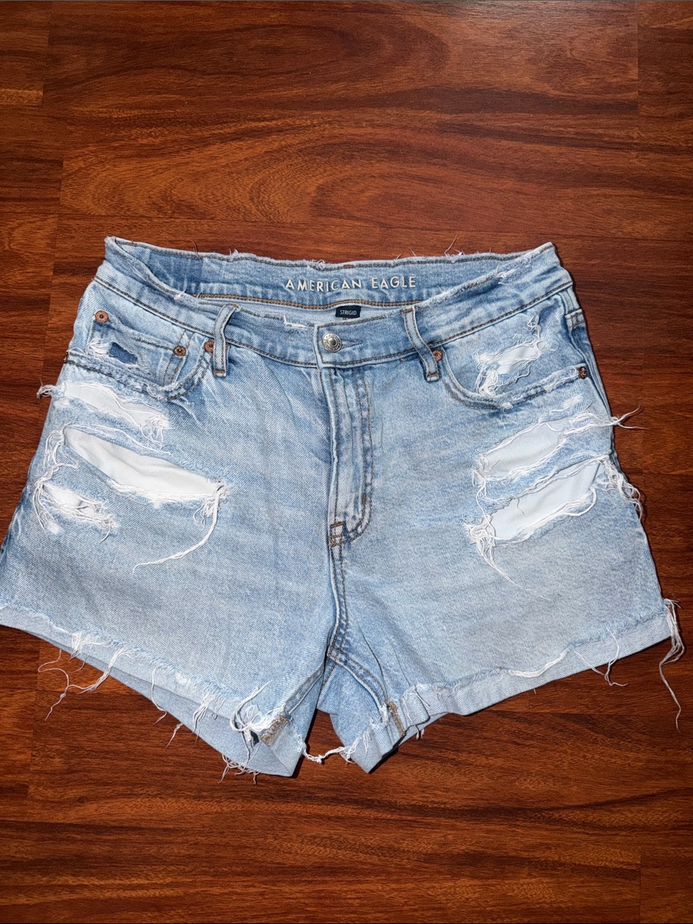Womens American Eagle Outfitters Light Wash Distressed Denim Shorts